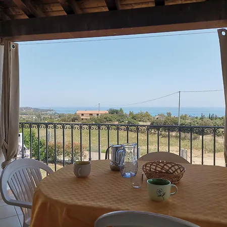 Piccolo Vicino Con Bellissima Vista Mare Casa de Férias Tertenìa