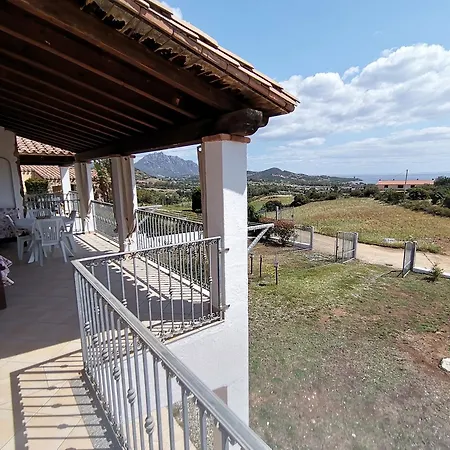 Piccolo Vicino Con Bellissima Vista Mare Tertenìa