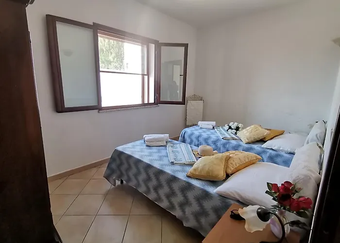 Piccolo Vicino Con Bellissima Vista Mare