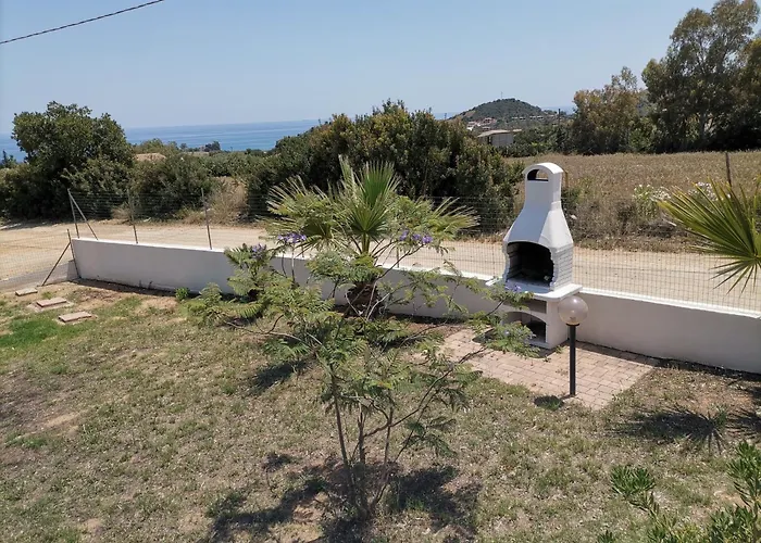 Piccolo Vicino Con Bellissima Vista Mare Tatil Evi
